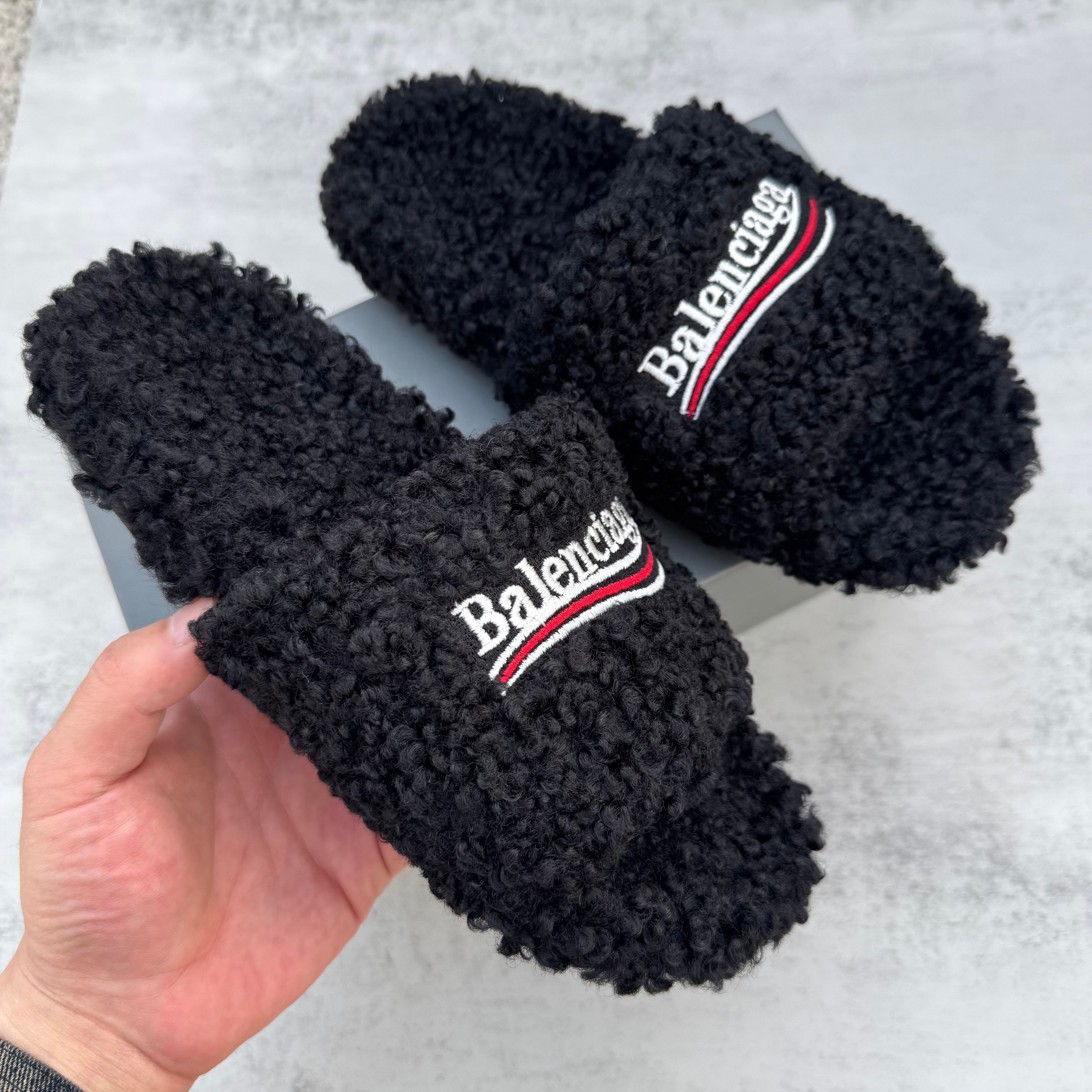 Designer Slides Fashion Shoes Sandals Wool integrated Women Men slippers Slides Size 35-48 - 2 of 7