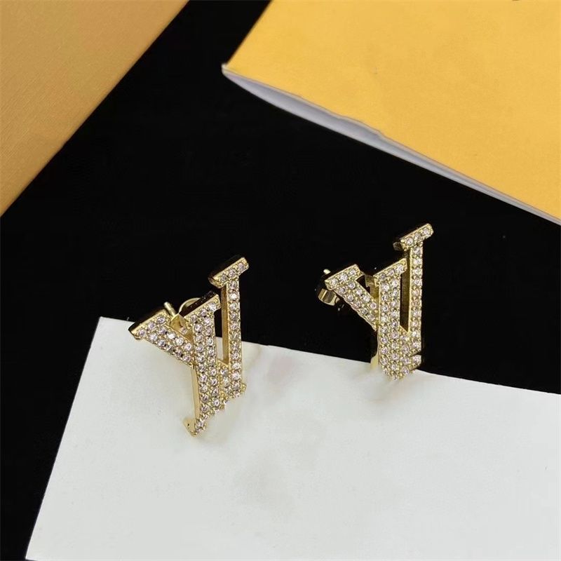 Designer Gold For Women Pendant Necklace Elegant L Necklaces High Quality Wedding Jewellery Letters Jewelry Party Gift Necklace Chain 00B4 - 3 of 5